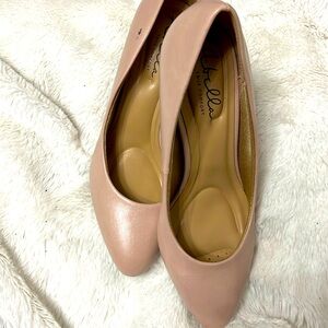 “Super Cute Heels”